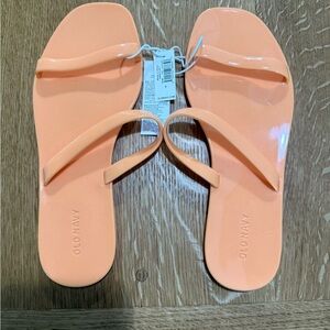 Old Navy Women's Peach Jelly Sandals